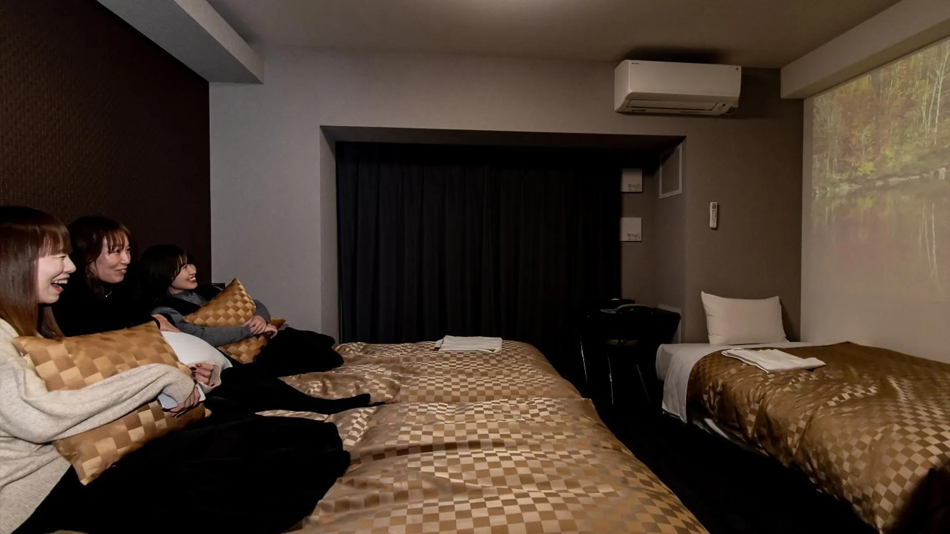 Merbabu Stay Osaka Hotel